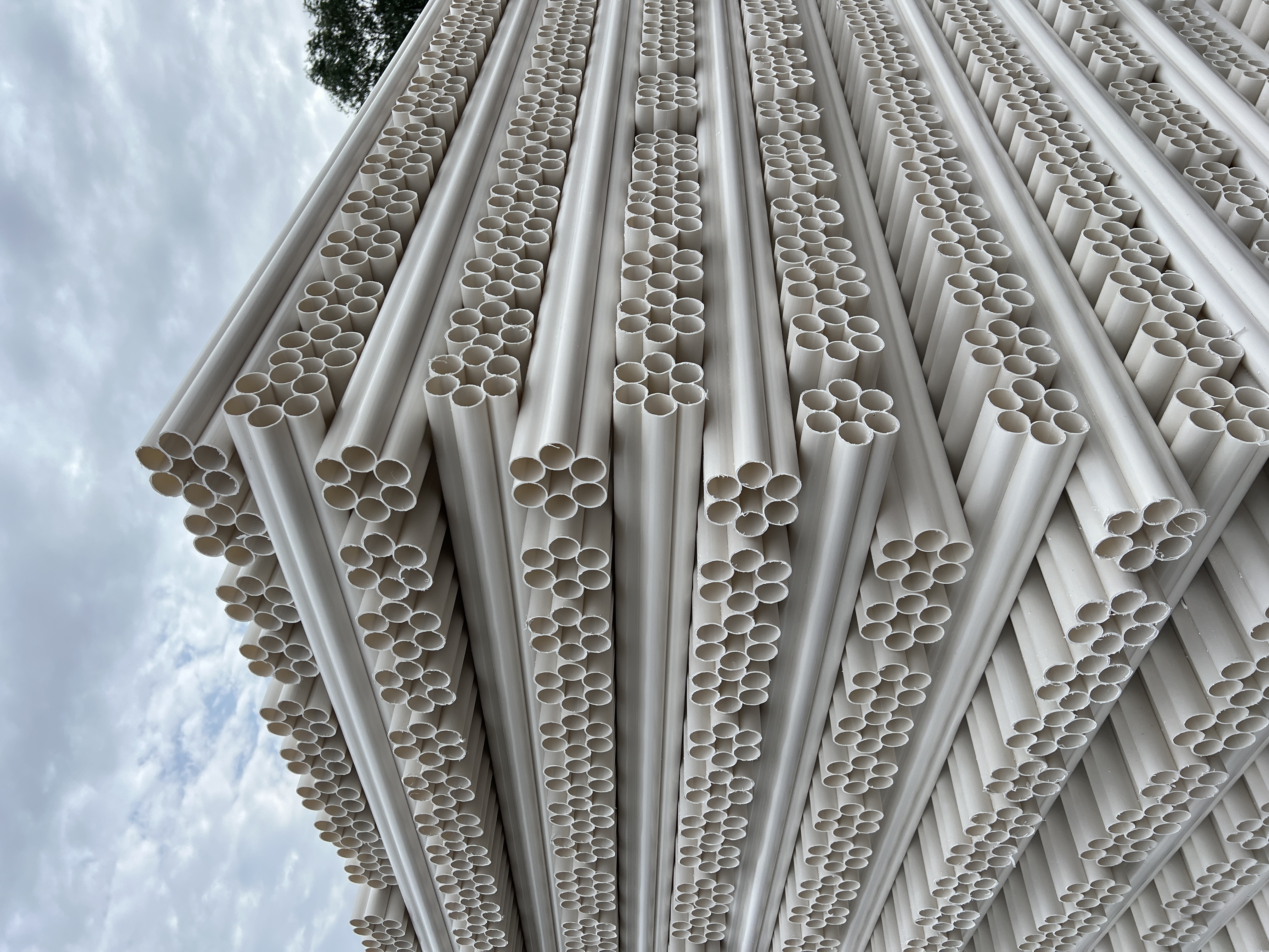 2026年七孔梅花管多少钱一米？最新价格表及影响因素全解析